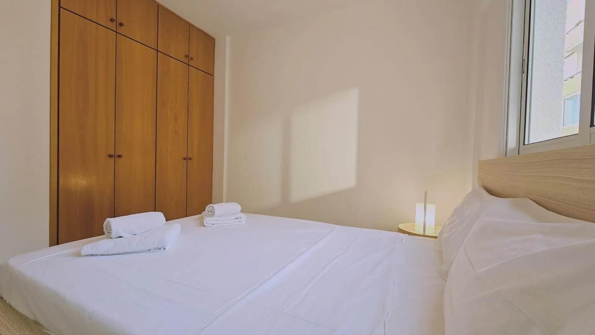 Stay Miracle Apartment Lárnaca