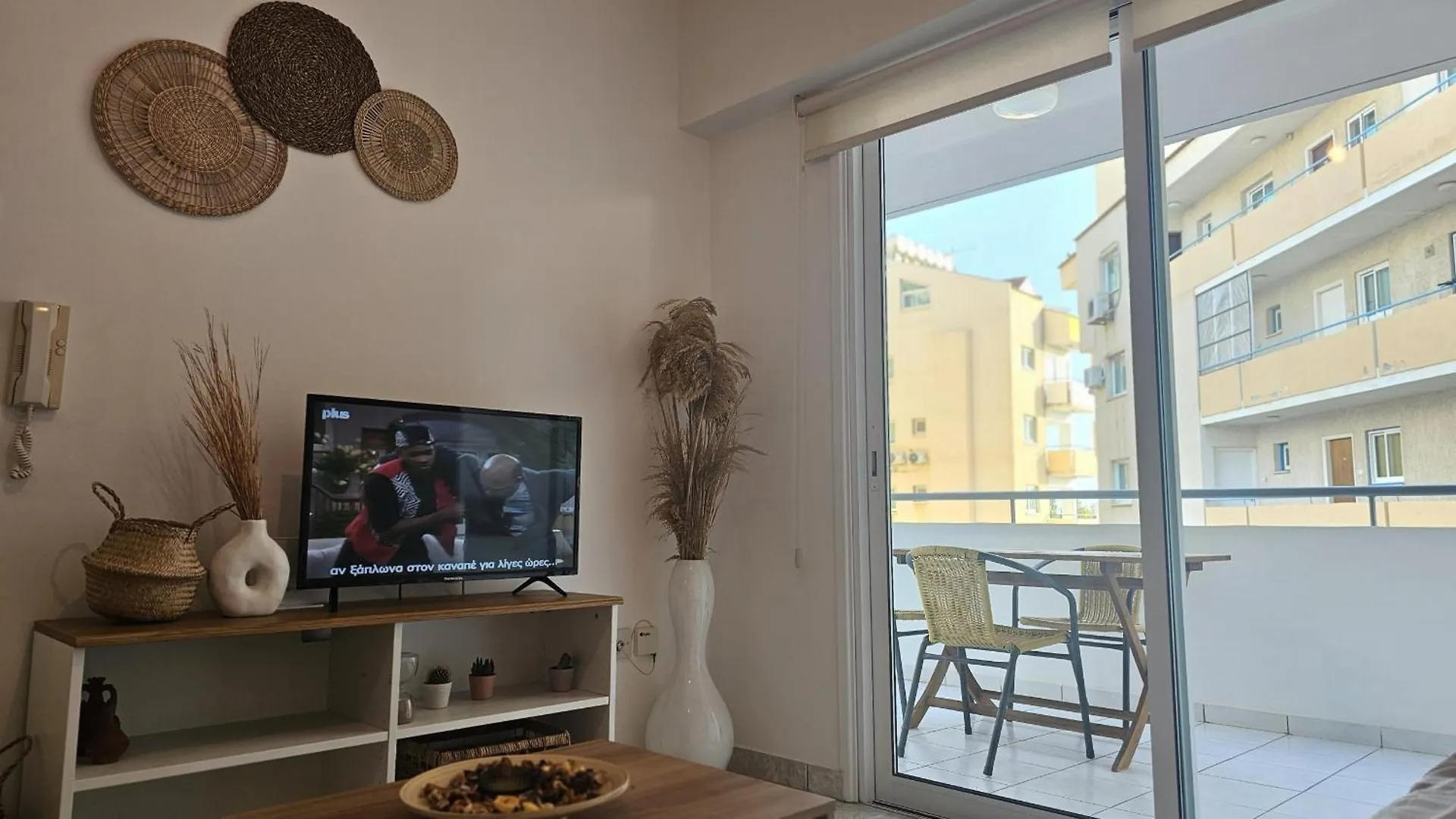 Stay Miracle Apartment Larnaca